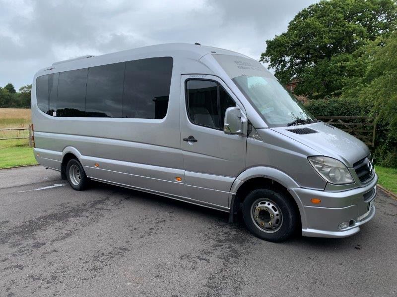hire a party bus